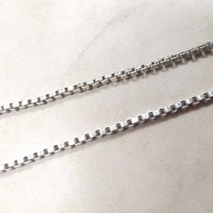 Slightly Used Pure Silver Box Snack Chain ⛓️