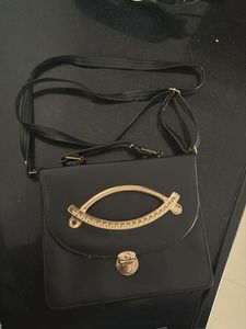 Black &amp; Gold Accent Bag