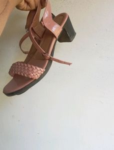 Light Colour Heel
