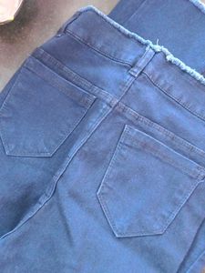 Dark Blue Flared Jeans with cute fimbrie this.