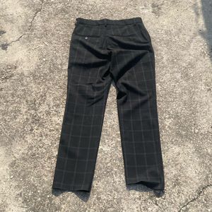 H&amp;M Men&#39;s Plaid Trousers