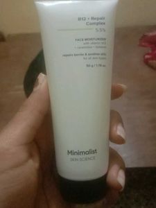 Minimalist B12 + Repair Complex Moisturizer