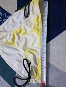 Floral Bikini Bottom🖤