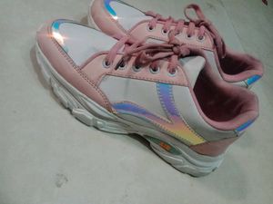 Pink  Shoes 👟For Girls