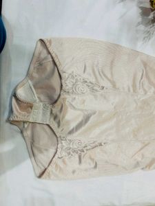 🇳🇿💫🔥 Beige Colour Imported Lace Trim Bodysuit