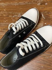 Black Casual Shoes