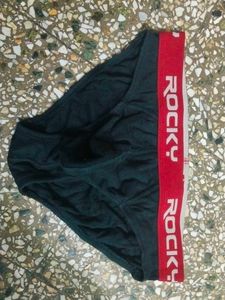 Small Size Brief