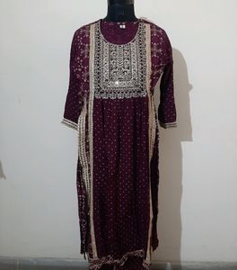 Women's Kurti Nyra Cut