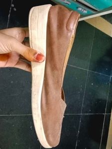 Comfortable Brown Ballerinas