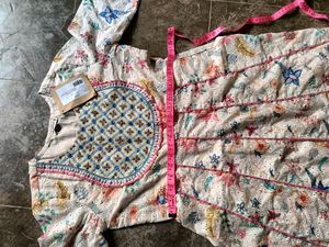 Women Floral Print Straight Kurta