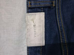 Vaytt Jeans