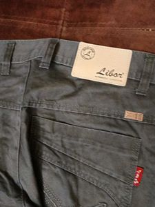 Libor Premium Chinos