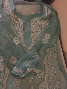 Elegant Lucknowi Chikankari Kurta