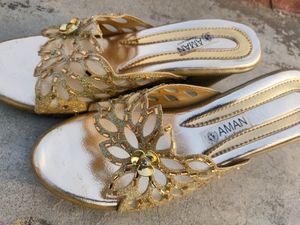 New Sandal No Use Condition 10/10