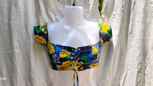 FLORAL PRINT CROP TOP