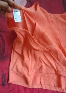 Crepe Crop Top And Zudio Jeans