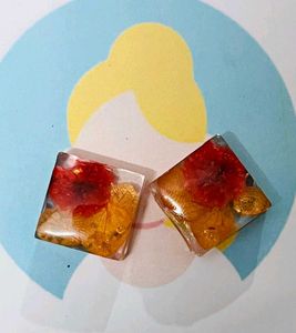 Floral Resin Earrings