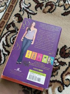 Pretty Little Liars Novels