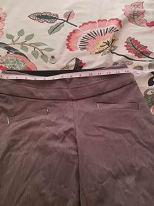 Stylish Slim-Fit Trousers – Office &amp; Casual