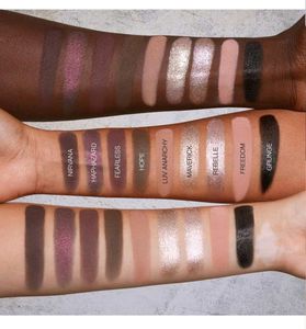 Huda Beauty Pretty Grunge palette