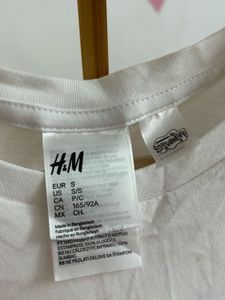 White Graphic tee
