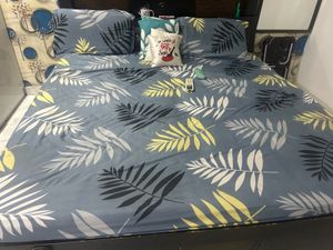 Leaf Print Bedding Set