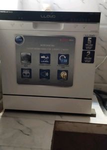 Lloyd Dishwasher Small