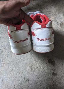 Vintage Reebok Sneakers - White &amp; Red