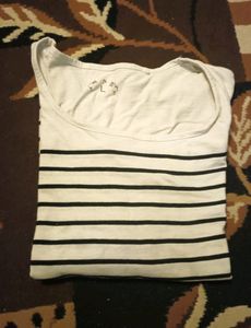Beautiful Striped Women T-shirt