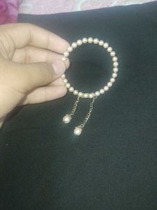 Pearl Beaded Bracelet