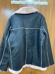 Unisex jacket  can be worn by size 34-38