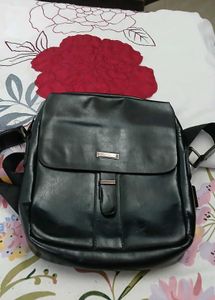 Stylish Black Crossbody Bag