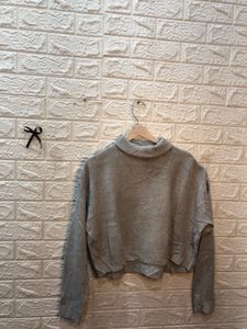 Full high-quality, grey knit sweater 🕷️🕸️‼️