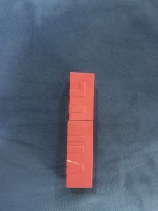 Maybelline Vinyl Lipstick shade awestruck