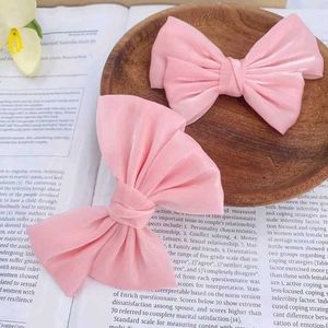 Bow Clip 🌸