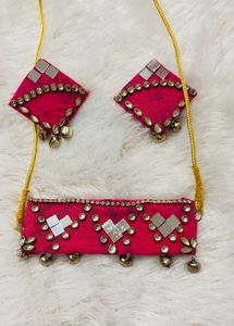Ethnic Necklace Set