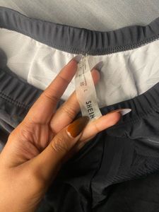 shein Cute Black Scalloped Shorts