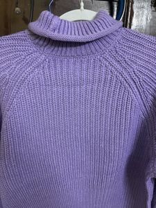 Woman solid crop pullover