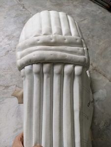 DIWALI CLEARANCE🪔Sg Batting Pads Big Size