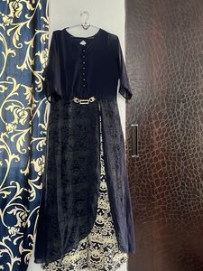 gown