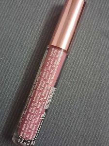 Lakme 9to5 Primer + Matte Lip Color