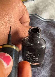 Combo Blue Heaven Eyeliner ,mascara And Clutch