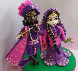 Radha Krishna Murti With Clay Craft