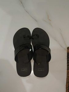Black sleeper chapals for women | Good quality