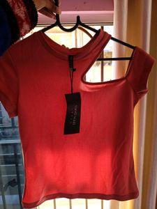 Stylish Cut Out Shoulder Top