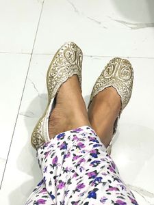 Punjabi Jutti