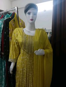 Anarkali Kurti Pant Dupatta Set