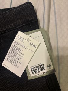 H&amp;M BERMUDA LOW DENIM SHORTS