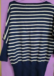 V-neck Sweater