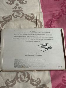 James Charles Eyeshadow Pallete